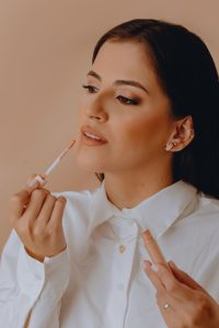 7 Tips to Make Your Lipstick Last All Day